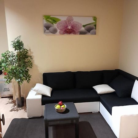 Cute,Cosy,Comfortable Studio In The Heart Of Antwerpen Apartment Bagian luar foto